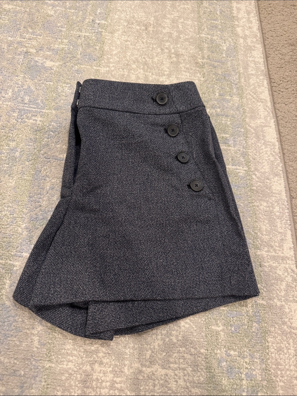 Women’s tweed Button-Front short